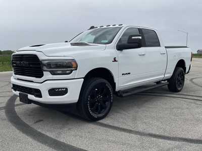2024 RAM 3500 Crew Cab, $73500. Photo 2