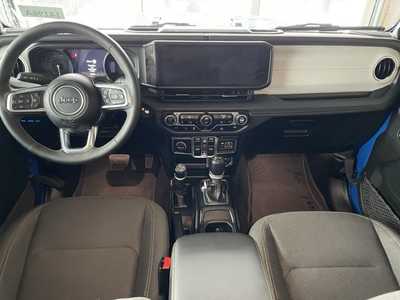 2024 Jeep Wrangler, $43000. Photo 4
