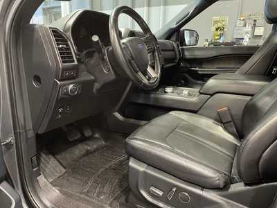2021 Ford Expedition, $43000. Photo 3