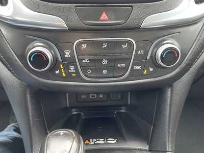 2019 Chevrolet Equinox, $14500. Photo 7