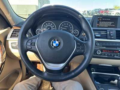 2014 BMW 3 Series, $11500. Photo 3