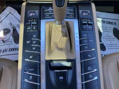 2015 Porsche Macan, $15500. Photo 8