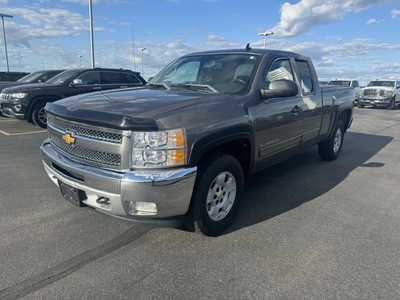 2012 Chevrolet 1500 Ext Cab, $15000. Photo 2