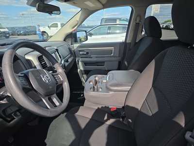 2020 RAM 1500 Ext Cab, $25000. Photo 9