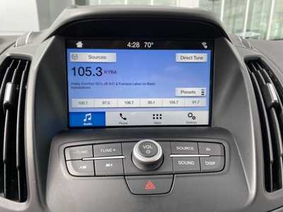 2017 Ford Escape, $16000. Photo 8