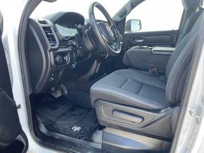 2023 RAM 1500 Crew Cab, $27500. Photo 3