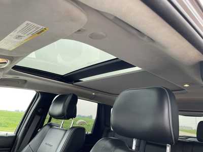 2019 Jeep Grand Cherokee, $23500. Photo 5