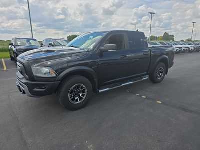2017 RAM 1500 Crew Cab, $29000. Photo 2