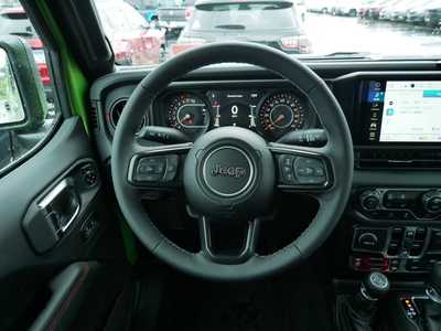 2025 Jeep Gladiator, $55361. Photo 11