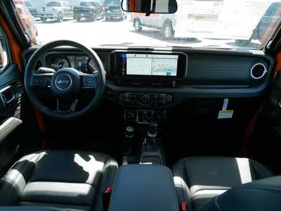 2025 Jeep Gladiator, $45164. Photo 8