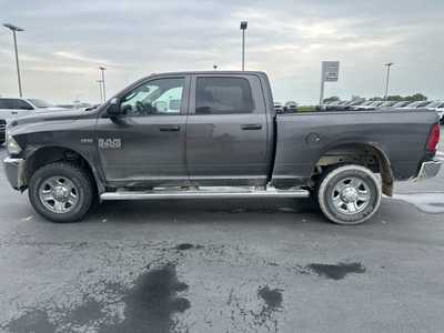 2016 RAM 2500 Crew Cab, $21500. Photo 2