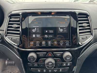 2019 Jeep Grand Cherokee, $23000. Photo 11
