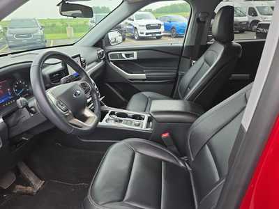 2020 Ford Explorer, $27000. Photo 9