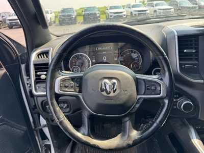 2019 RAM 1500 Crew Cab, $27500. Photo 10