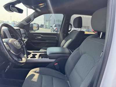 2019 RAM 1500 Crew Cab, $27500. Photo 12