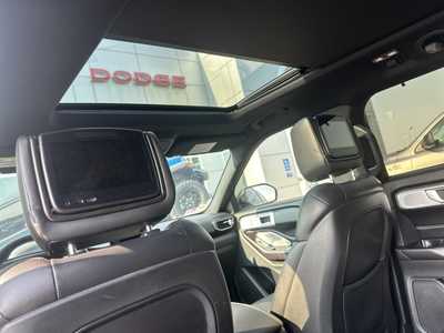 2020 Ford Explorer, $33000. Photo 10