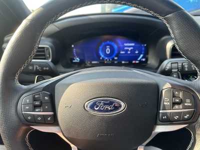 2020 Ford Explorer, $33000. Photo 12