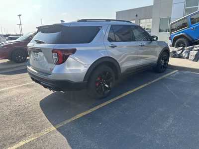 2020 Ford Explorer, $33000. Photo 3