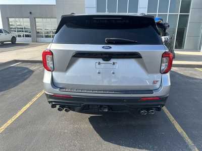2020 Ford Explorer, $33000. Photo 4