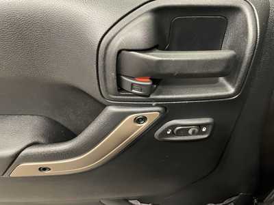2017 Jeep Wrangler Unlimited, $22500. Photo 6