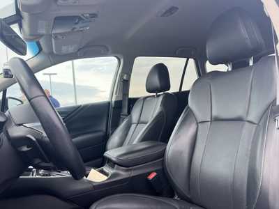 2020 Subaru Outback, $23000. Photo 4