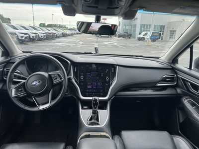2020 Subaru Outback, $23000. Photo 5