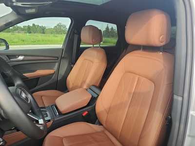 2022 Audi Q5, $35000. Photo 12