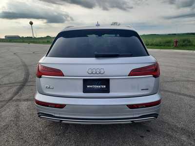 2022 Audi Q5, $35000. Photo 3