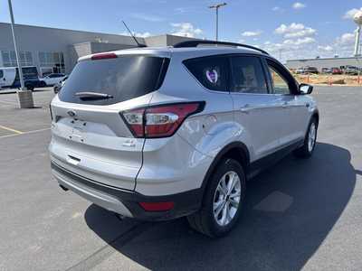 2017 Ford Escape, $17000. Photo 5