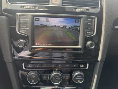 2017 Volkswagen Golf, $24000. Photo 11