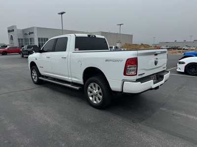 2022 RAM 2500 Crew Cab, $38000. Photo 2