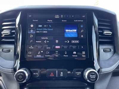 2022 RAM 3500 Crew Cab, $48000. Photo 6