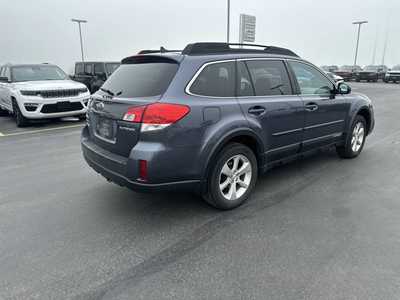 2014 Subaru Outback, $7500. Photo 3