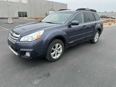 2014 Subaru Outback, $7500. Photo 7