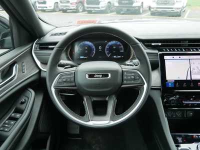 2025 Jeep Grand Cherokee, $45195. Photo 11