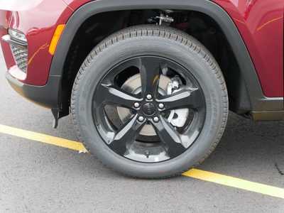 2025 Jeep Grand Cherokee, $45195. Photo 4
