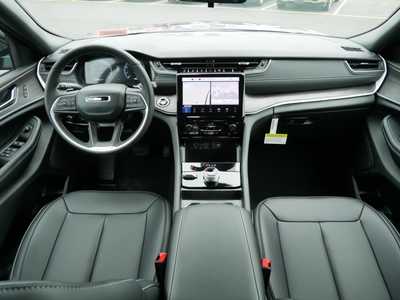 2025 Jeep Grand Cherokee, $45195. Photo 9