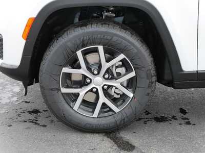2025 Jeep Grand Cherokee L, $47665. Photo 4