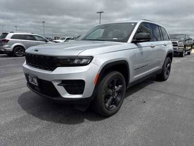 2024 Jeep Grand Cherokee, $39000. Photo 2