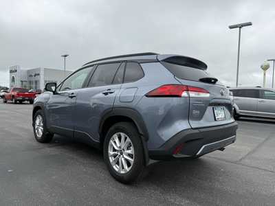 2023 Toyota Corolla Cross, $29000. Photo 3