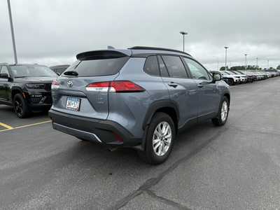 2023 Toyota Corolla Cross, $29000. Photo 4