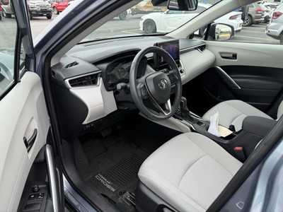 2023 Toyota Corolla Cross, $29000. Photo 6