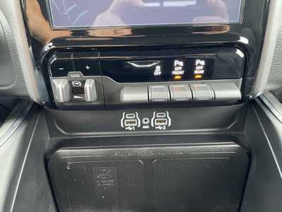 2025 RAM 1500 Crew Cab, $43500. Photo 8