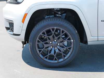 2025 Jeep Grand Cherokee L, $65004. Photo 4