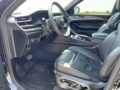 2024 Jeep Grand Cherokee, $47500. Photo 3