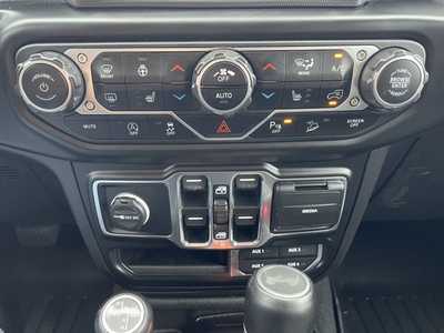 2021 Jeep Wrangler Unlimited, $27000. Photo 9
