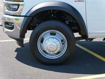 2025 RAM 5500 Crew Cab, $78690. Photo 4