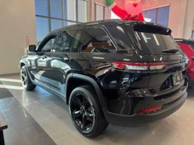 2025 Jeep Grand Cherokee, $49788. Photo 4