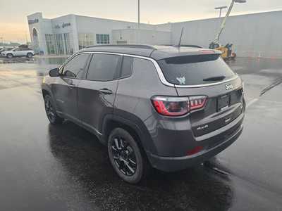 2022 Jeep Compass, $32285. Photo 4