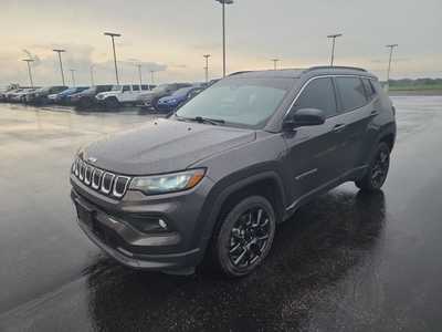 2022 Jeep Compass, $32285. Photo 5